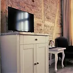 Dwie Wieze 3*